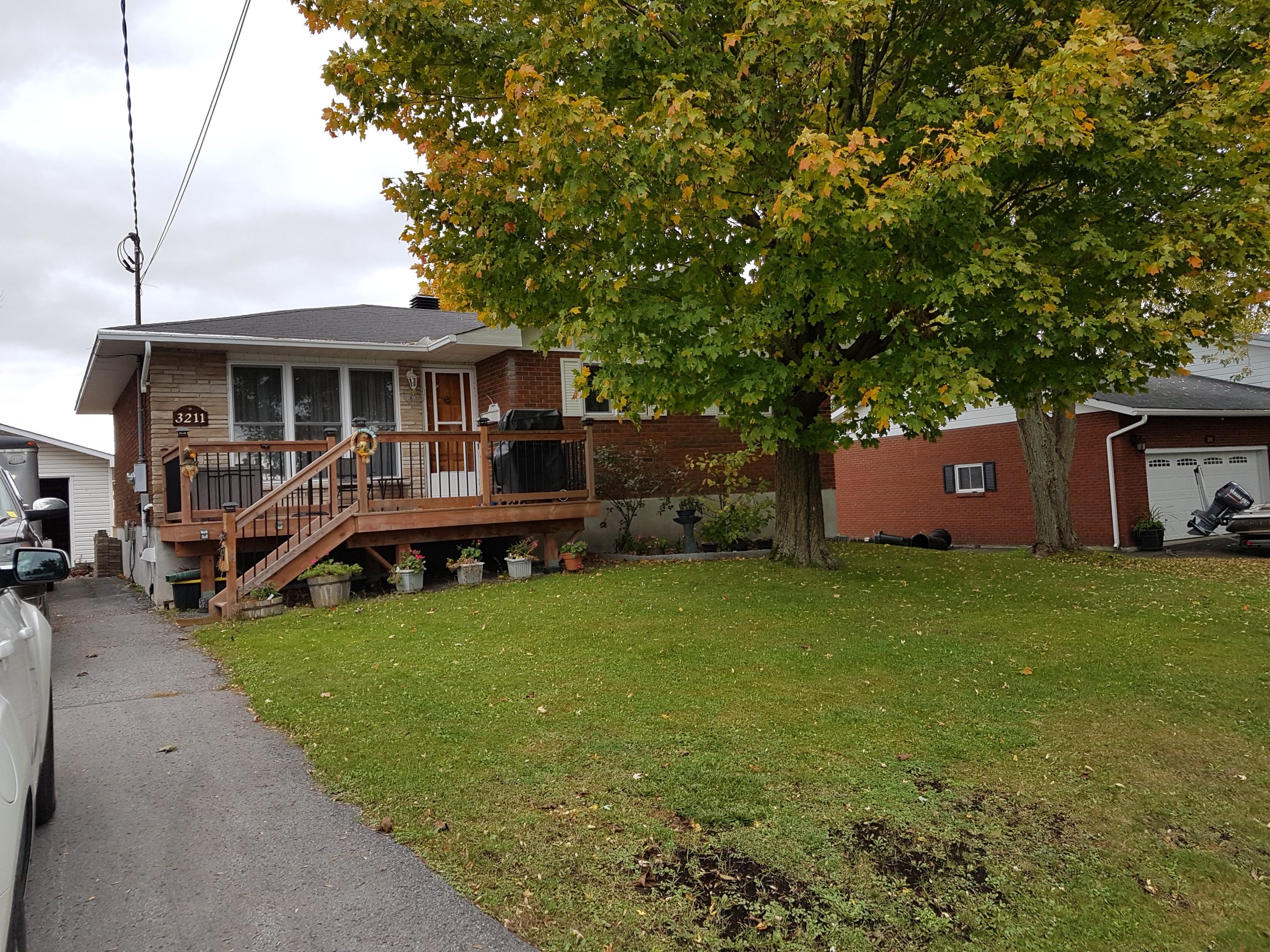 3211 CADEB ST – Lower unit